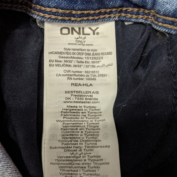 Brand new never worn ONLY jeans with cuffs - Picture 3 of 4